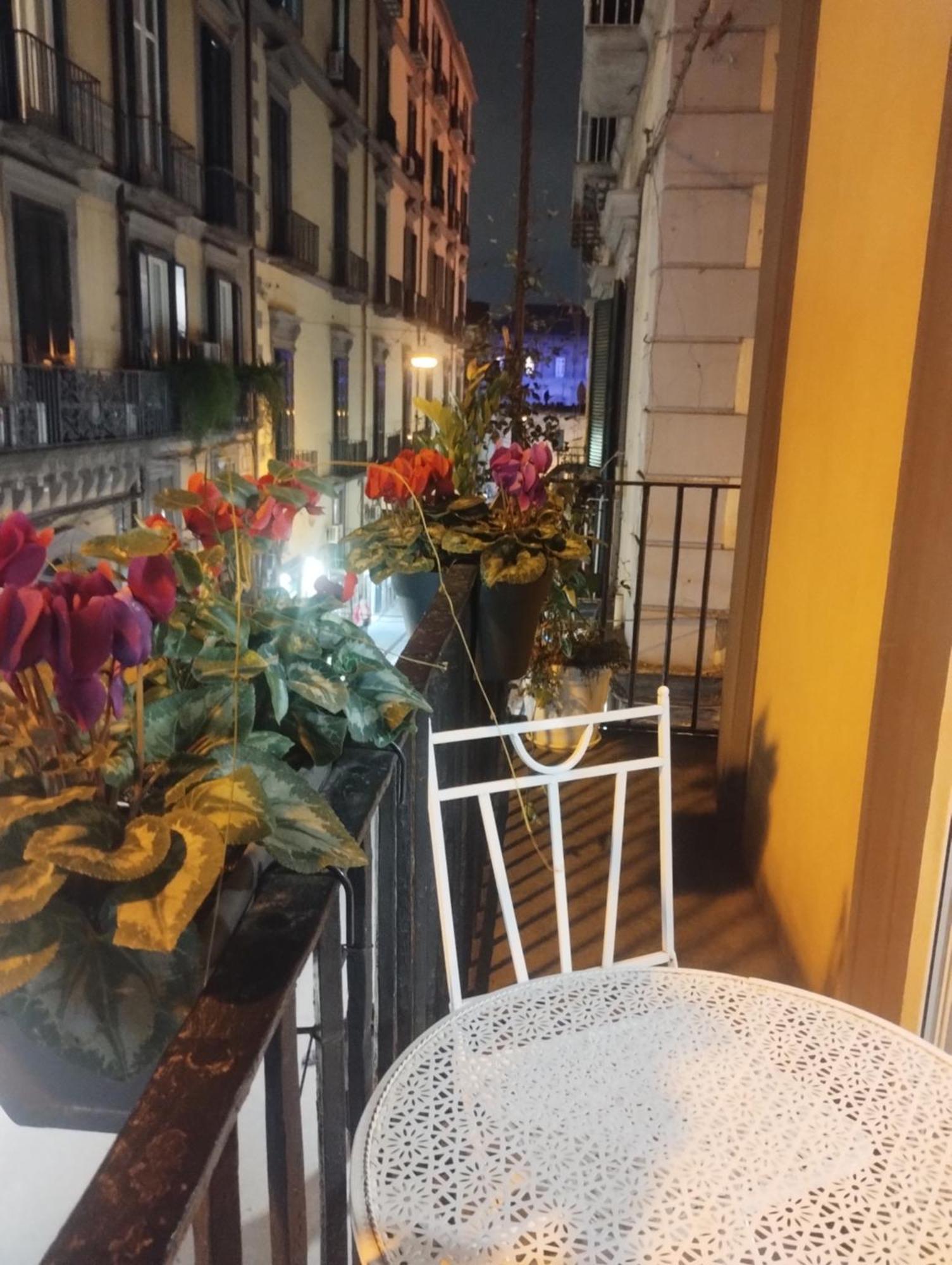 Plebiscito Suite Apartment Napoli Exterior foto